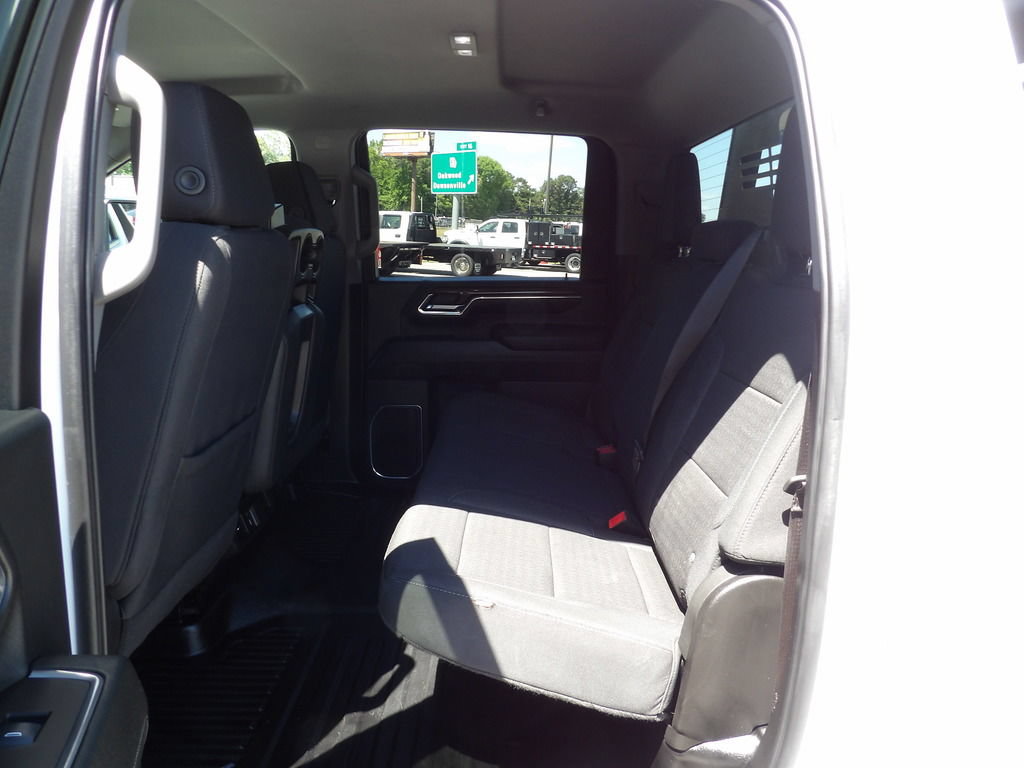 Used 2024 Chevrolet Silverado 3500 LT w/ Convenience Package AWD/4WD image 32