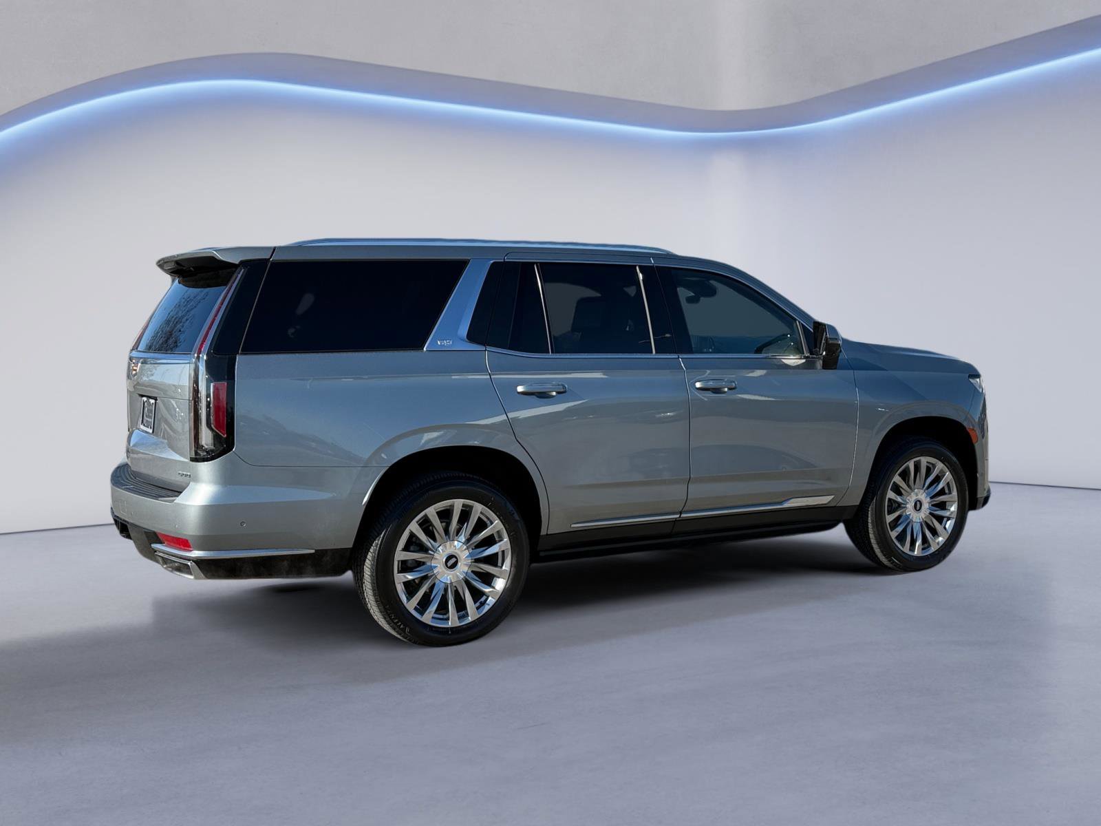 Certified 2024 Cadillac Escalade Premium Luxury image 3