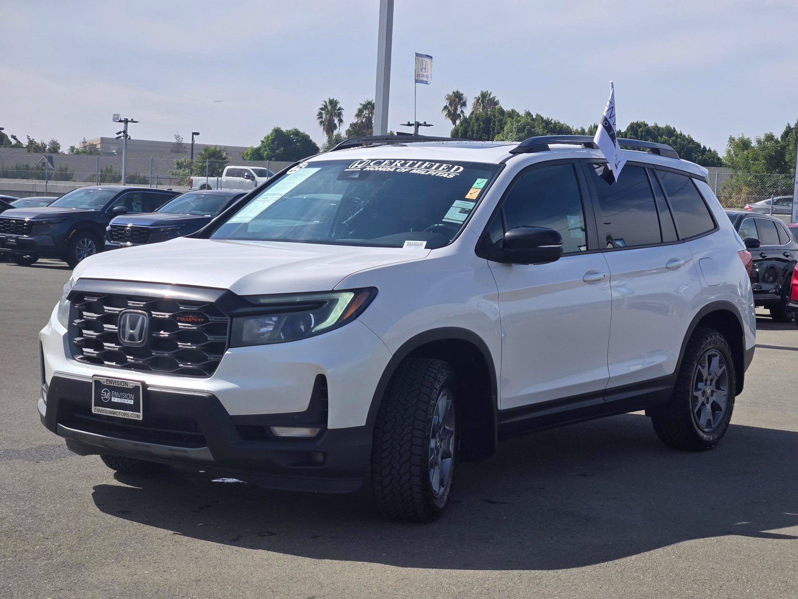 Certified 2025 Honda Passport TrailSport image 3
