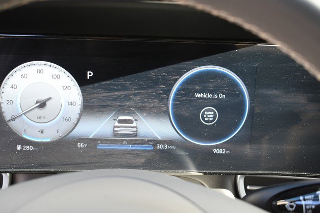 Used 2023 Hyundai Elantra SEL w/ Convenience Package image 31