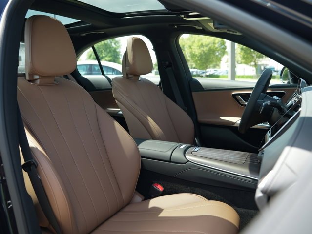 Used 2026 Mercedes-Benz E 350 4MATIC Sedan image 39