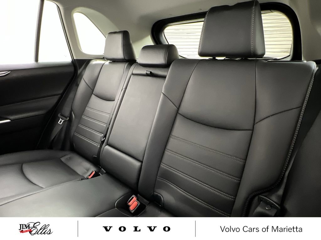 Used 2021 Toyota RAV4 XLE Premium image 22