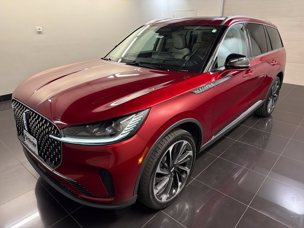 New 2027 Lincoln Aviator Reserve AWD/4WD image 3