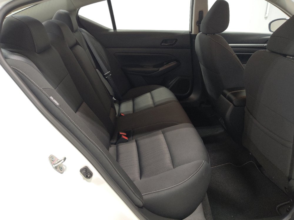 Used 2023 Nissan Altima 2.5 SV FWD image 19