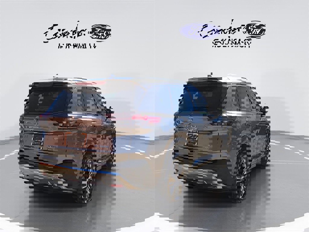 Used 2023 Nissan Rogue Platinum w/ Platinum Premium Package image 8