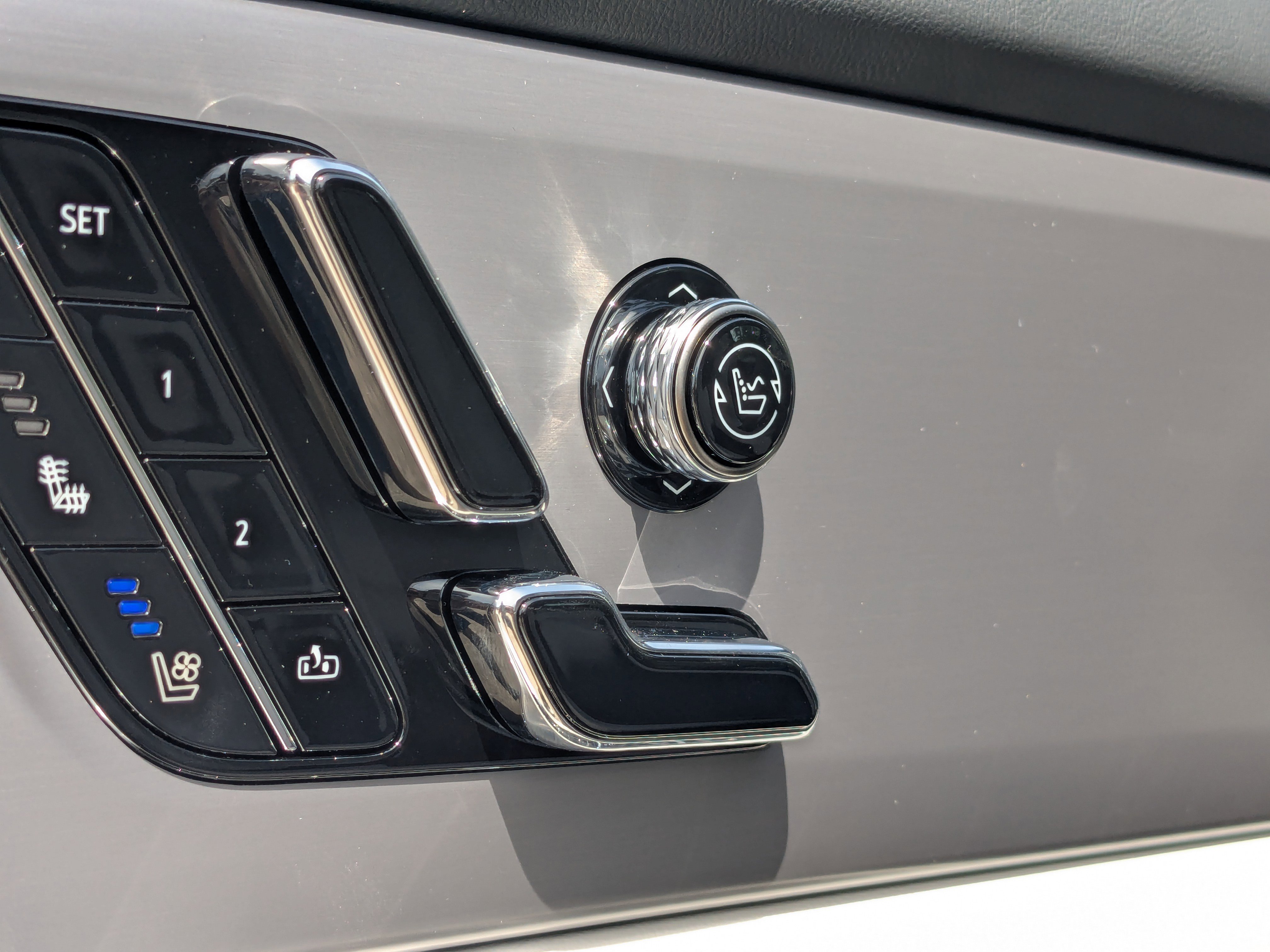 New 2026 Cadillac Vistiq Sport image 26