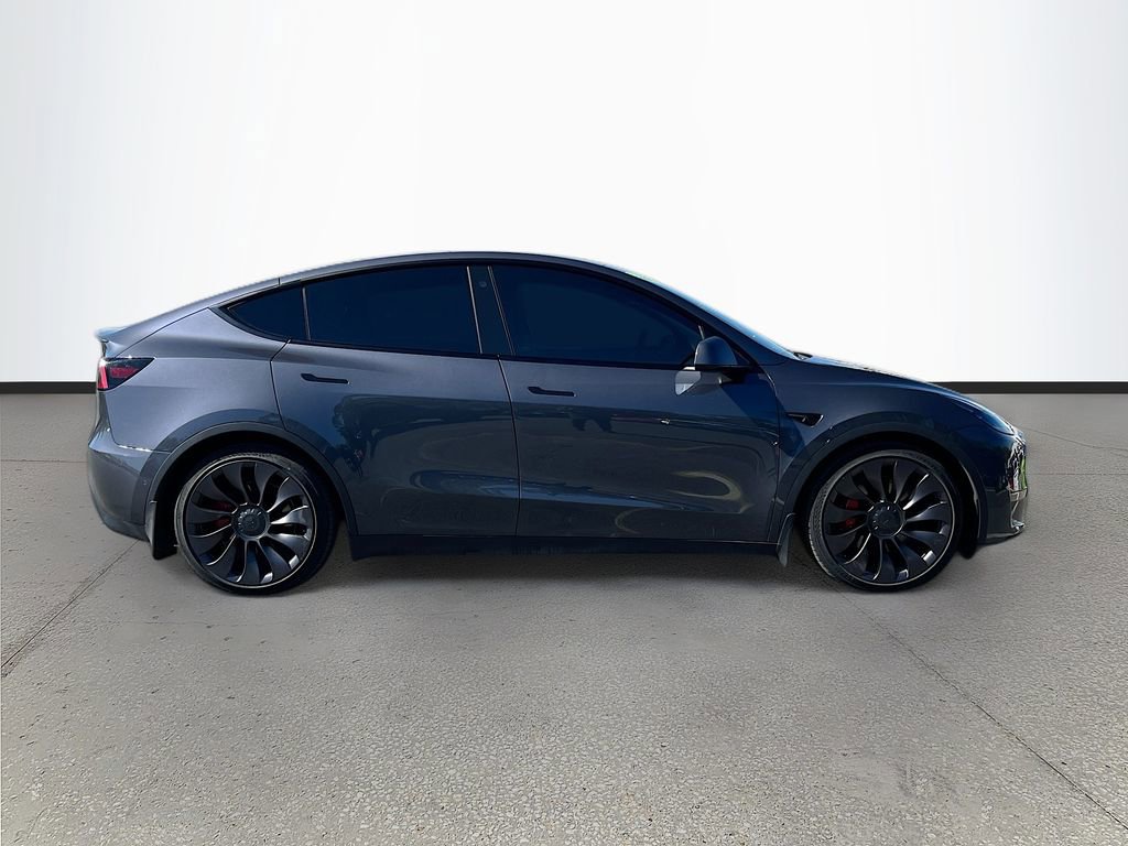 Used 2022 Tesla Model Y Performance image 8