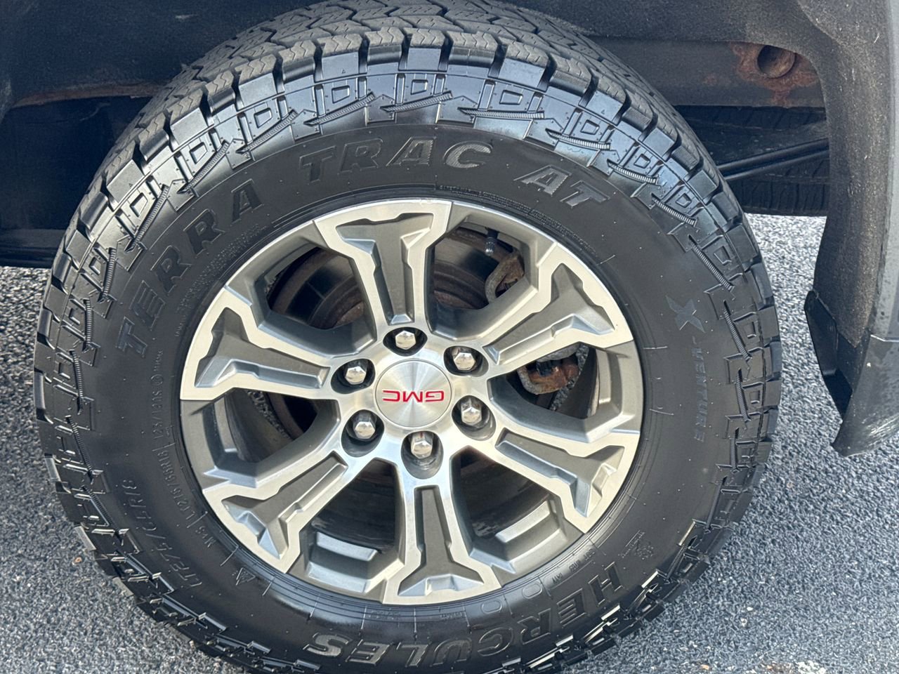 Used 2020 GMC Sierra 1500 4x4 Crew Cab w/ Sierra Value Package image 12