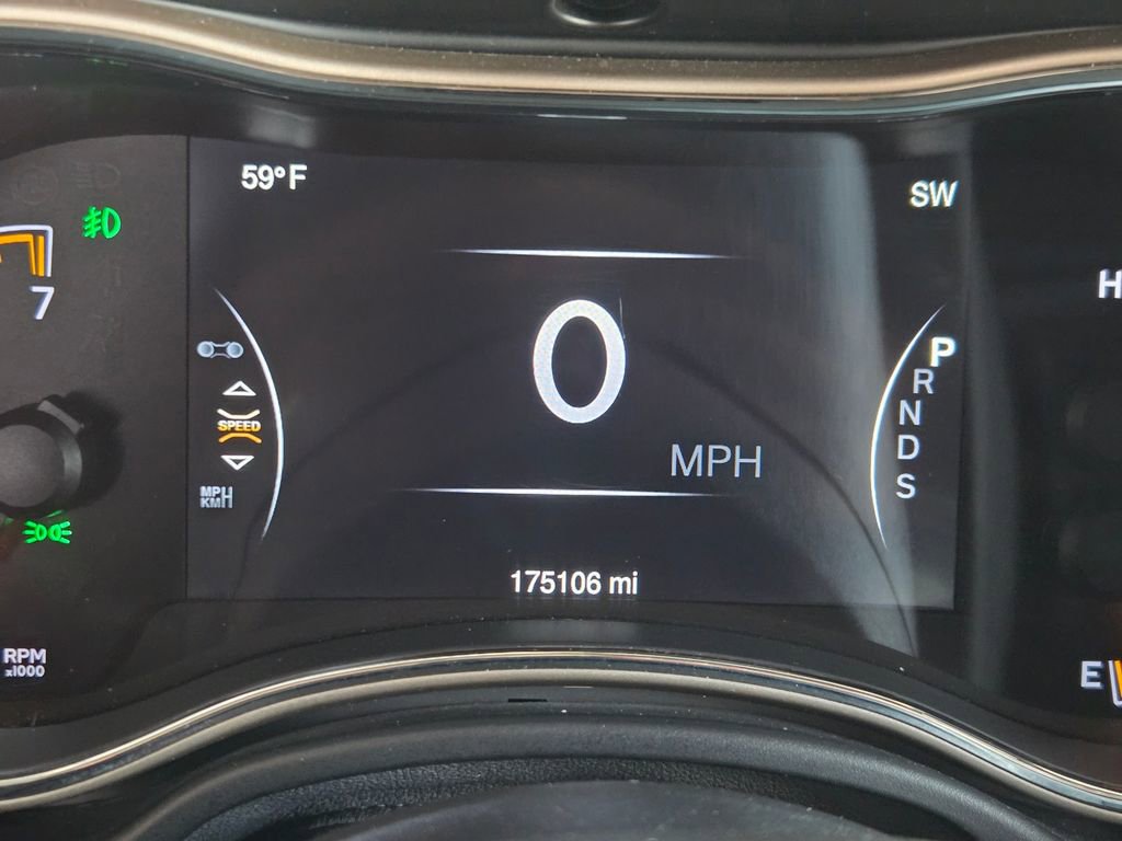 Used 2014 Jeep Grand Cherokee Laredo w/ Quick Order Package 23E AWD/4WD image 27