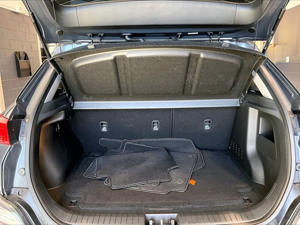 Used 2023 Hyundai Kona SEL image 24