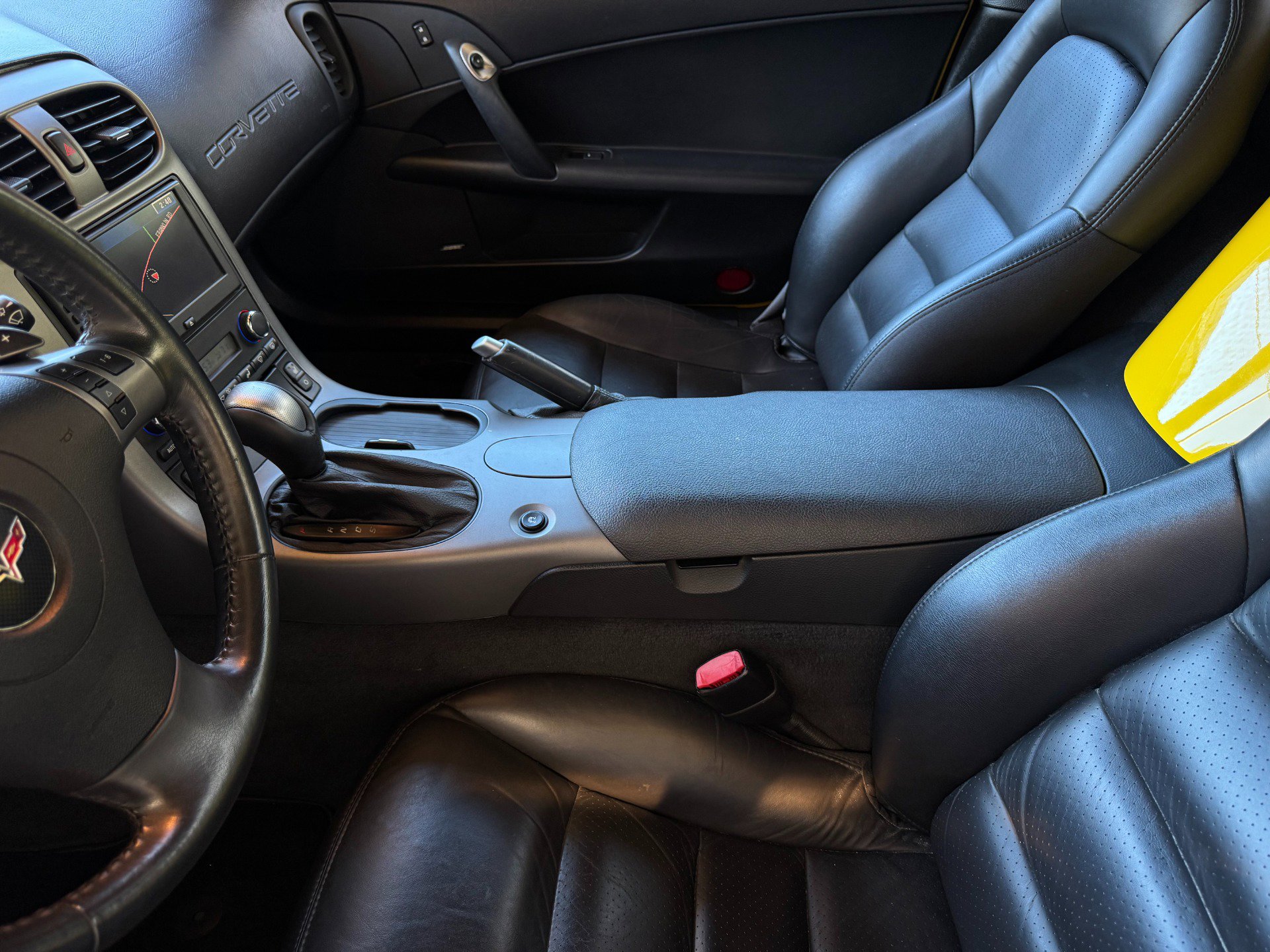 Used 2007 Chevrolet Corvette Convertible w/ Preferred Equipment Group image 35