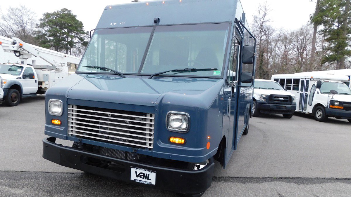 Used 2019 Ford E-450 and Econoline 450 Super Duty image 7