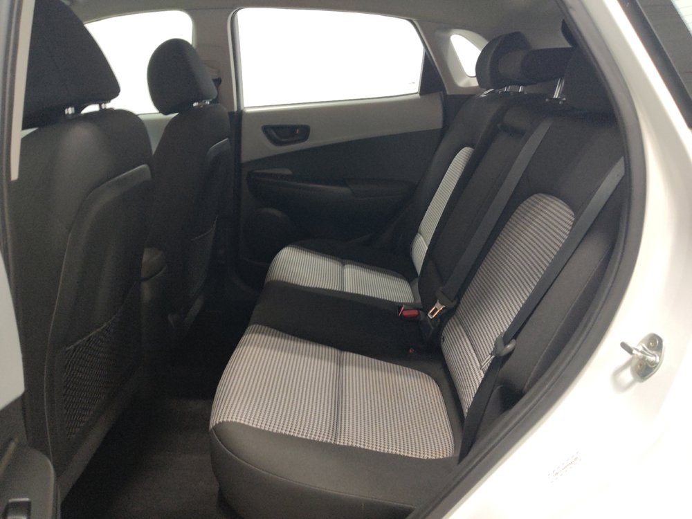 Used 2021 Hyundai Kona SE AWD/4WD image 18