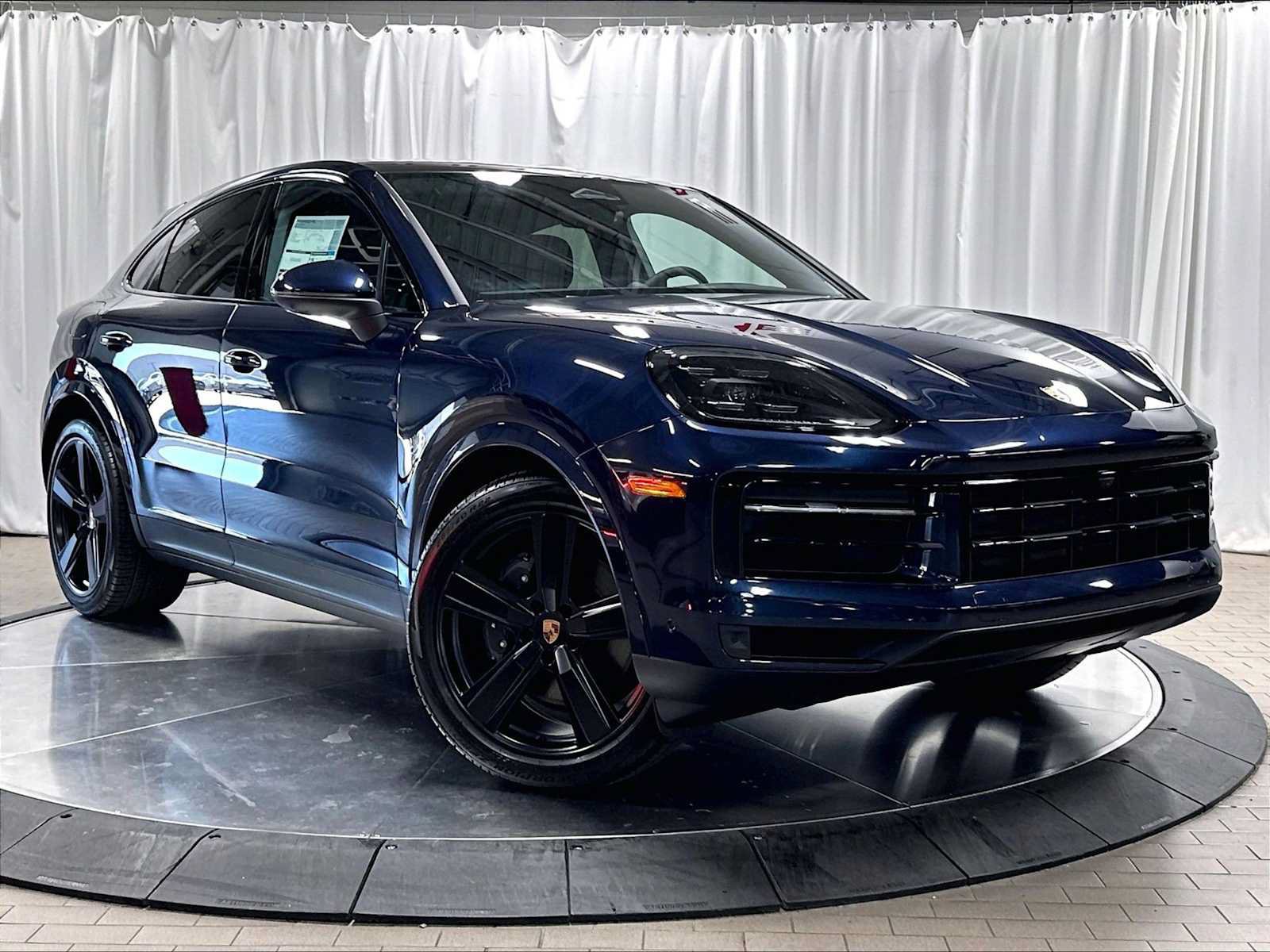New 2026 Porsche Cayenne Coupe AWD/4WD image 9