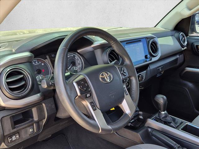 Used 2018 Toyota Tacoma SR5 RWD image 10