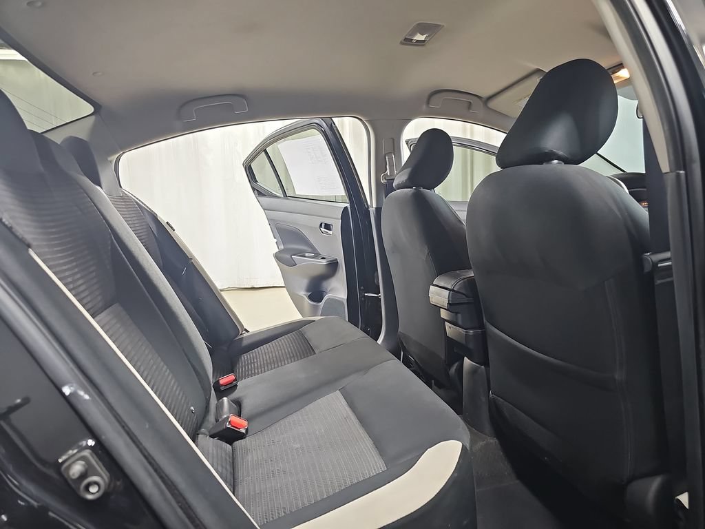 Used 2021 Nissan Versa SV FWD image 14