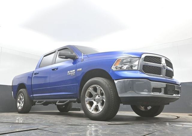 Used 2019 RAM 1500 Classic SLT w/ Luxury Group AWD/4WD image 27