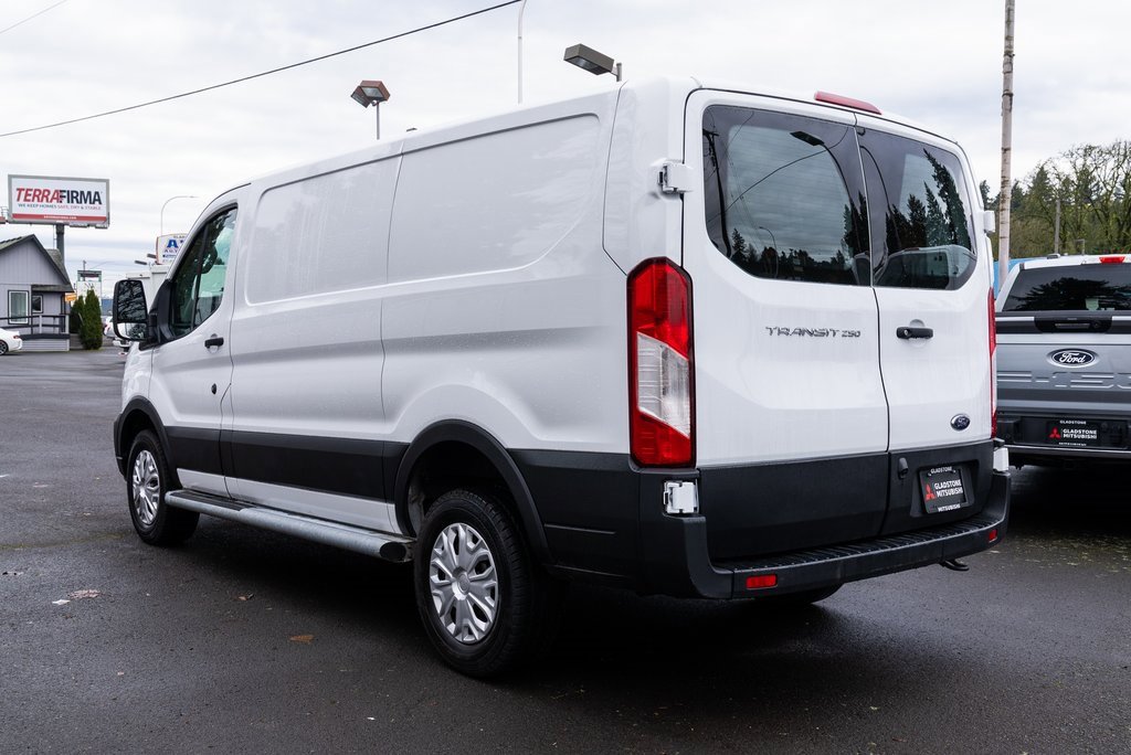 Used 2024 Ford Transit 250 Low Roof w/ Exterior Upgrade Package image 4