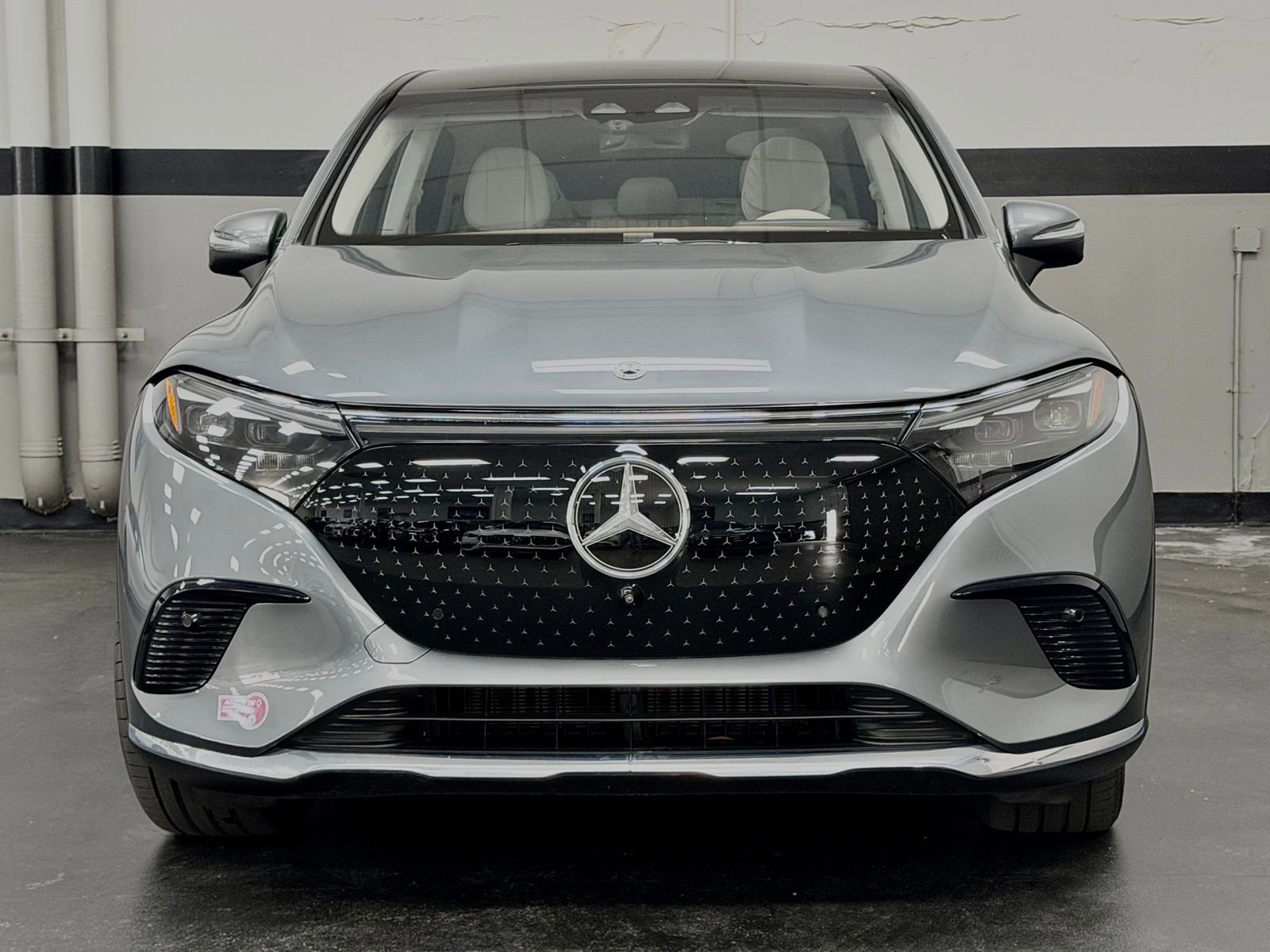 Certified 2023 Mercedes-Benz EQS 450+ 4MATIC SUV w/ Exclusive Trim Package image 6