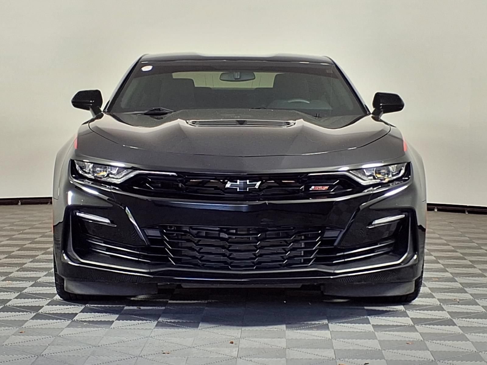 Used 2023 Chevrolet Camaro SS RWD image 2