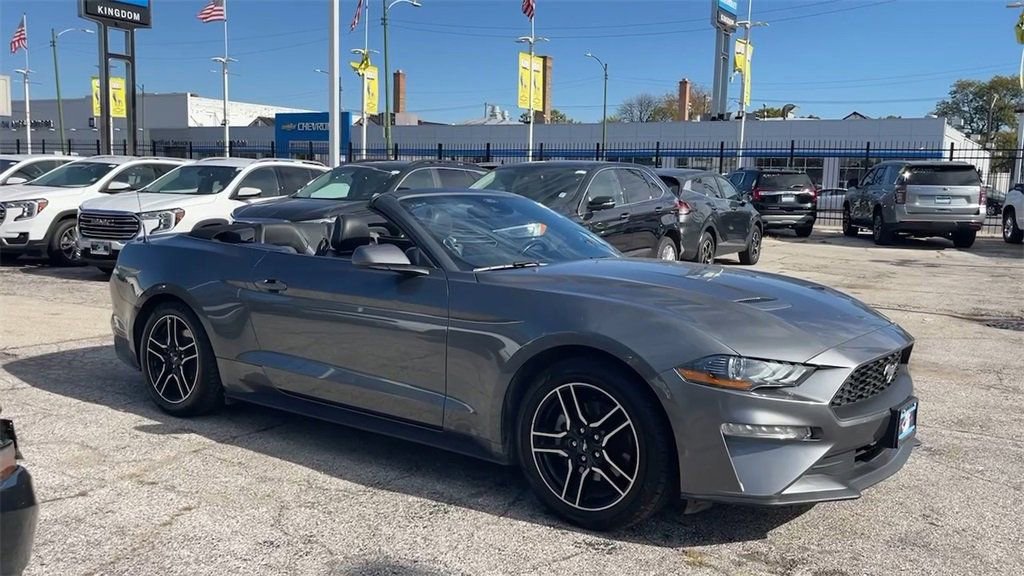 Used 2022 Ford Mustang Premium image 3