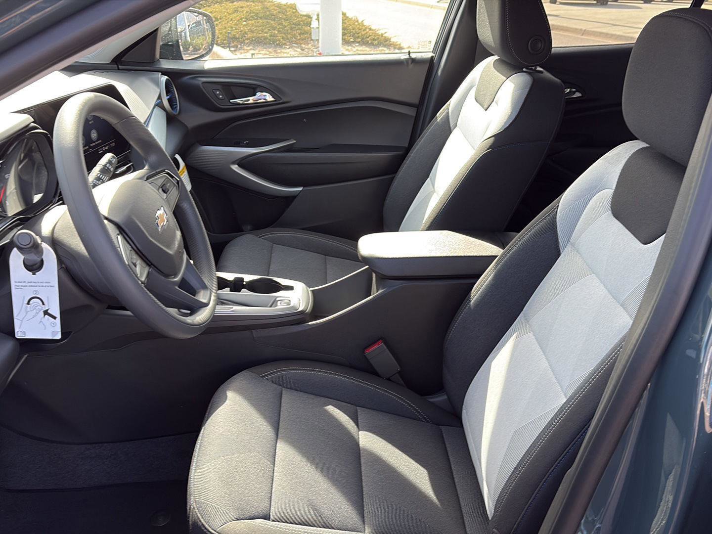 New 2026 Chevrolet Trax LS w/ LS Convenience Package image 7