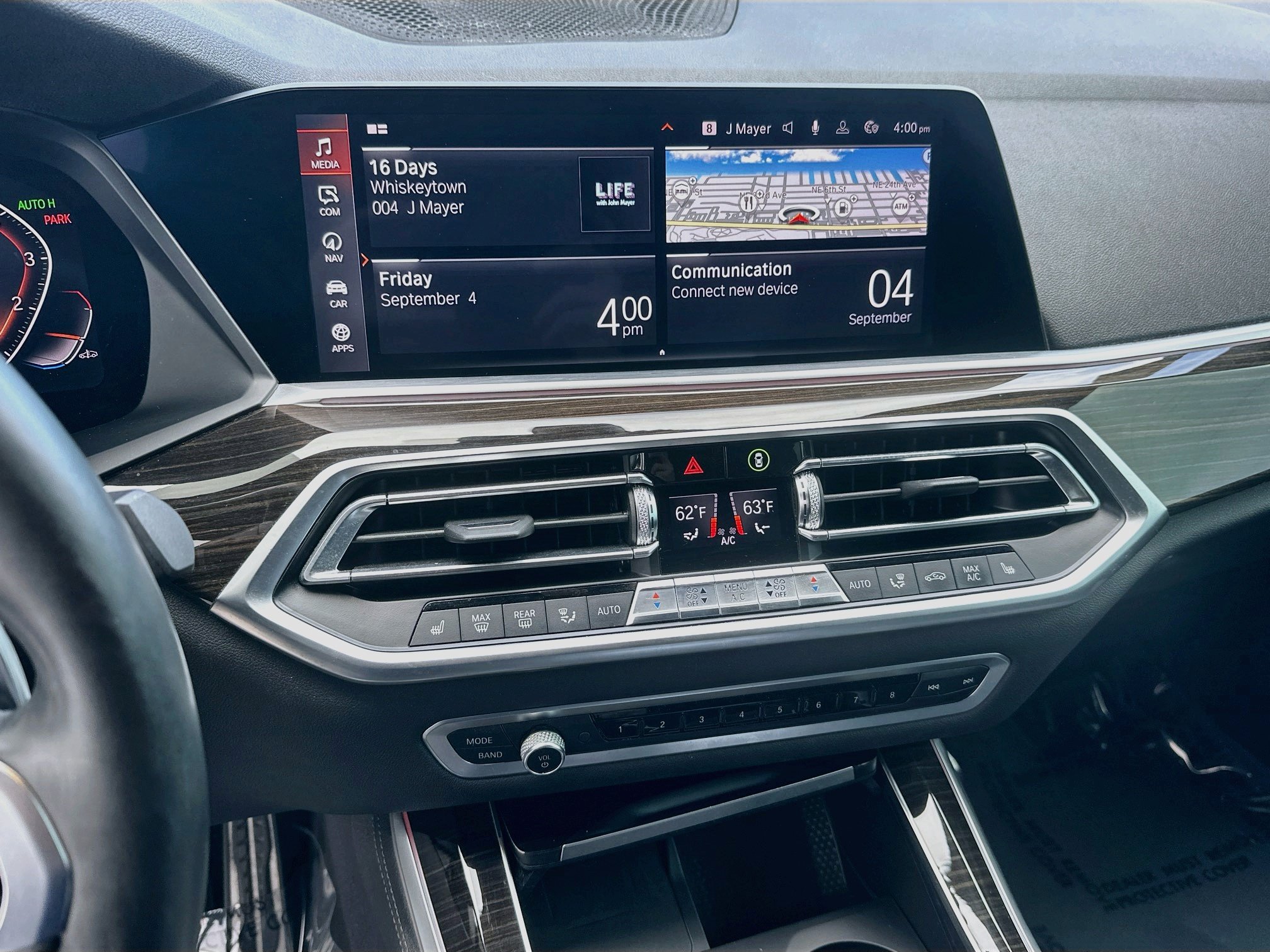 Used 2019 BMW X5 xDrive40i w/ M Sport Package AWD/4WD image 12