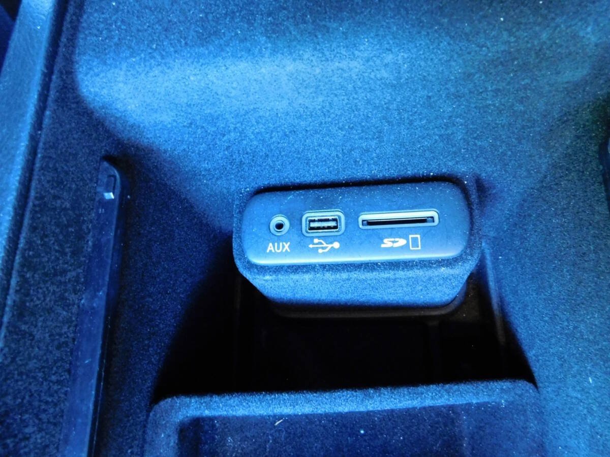 Used 2016 Chrysler 300 S RWD image 17