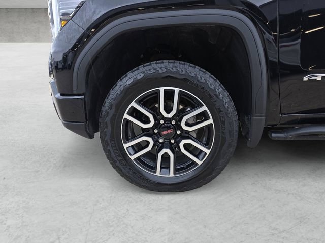Used 2025 GMC Sierra 1500 AT4 w/ Technology Package AWD/4WD image 23