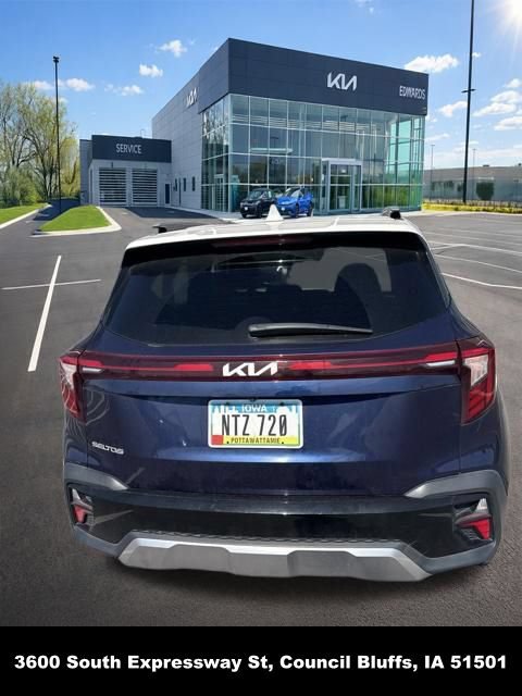 Used 2024 Kia Seltos S FWD image 13
