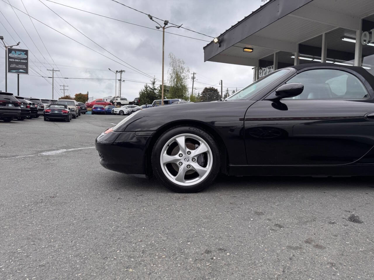 Used 2001 Porsche Boxster RWD image 2