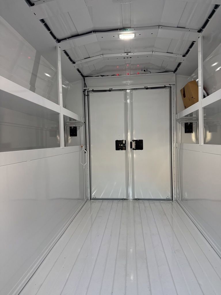 New 2024 GMC Savana 3500 w/ Power Convenience Package RWD image 25