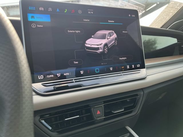 New 2026 Volkswagen Tiguan SEL R-Line AWD/4WD image 21