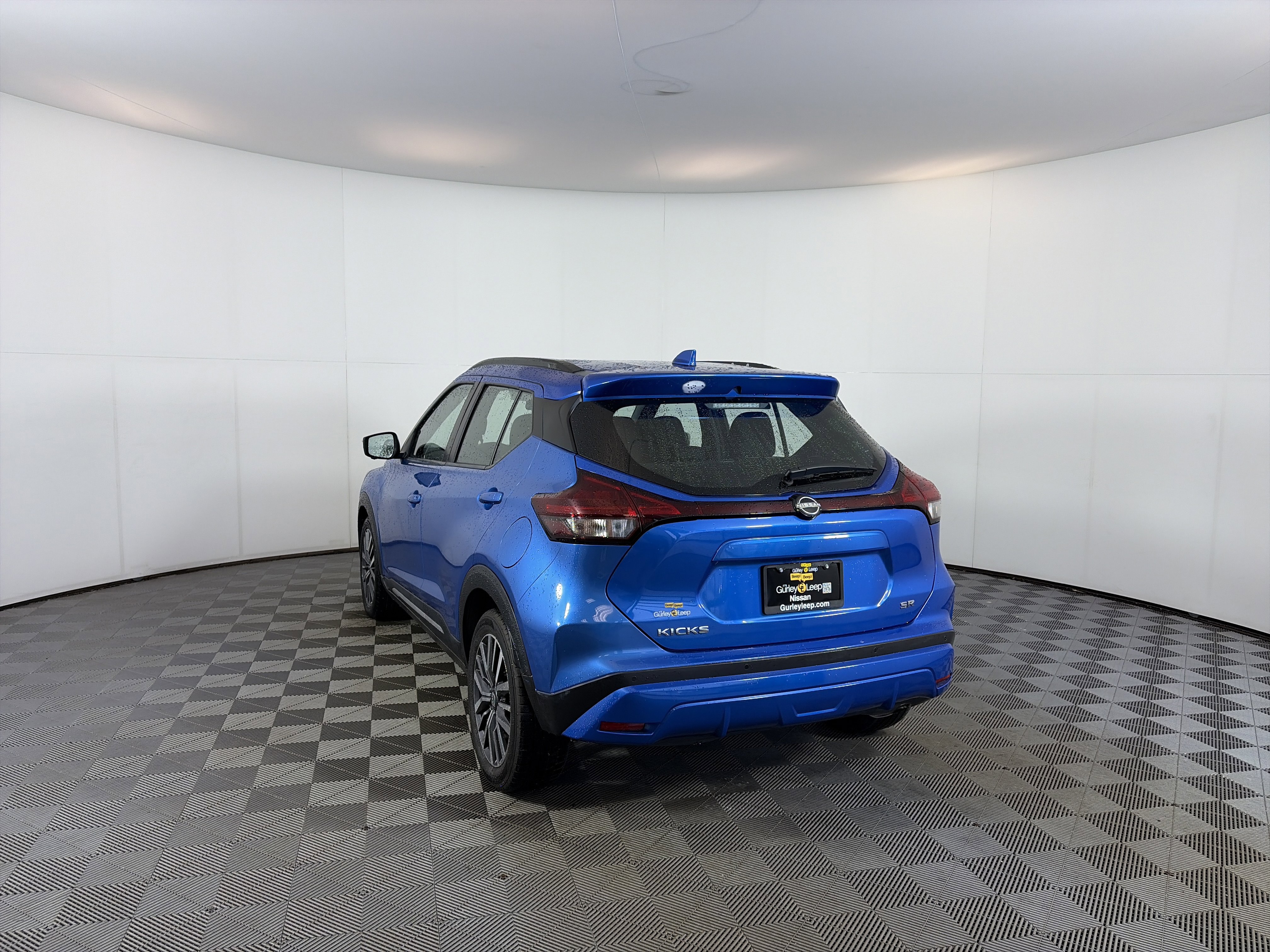 Used 2024 Nissan Kicks SR image 8