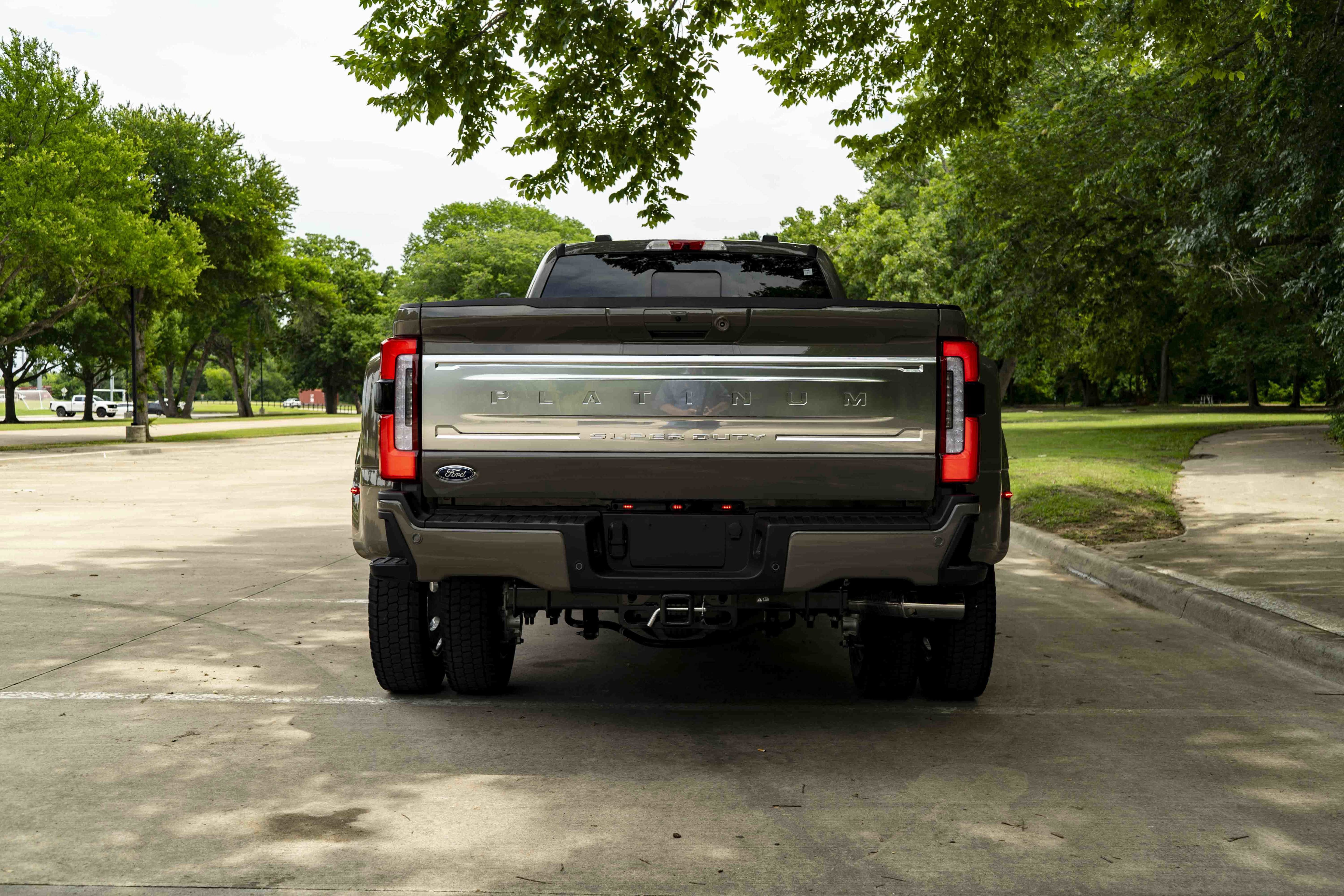 Used 2026 Ford F450 Platinum w/ Platinum Plus Package AWD/4WD image 8