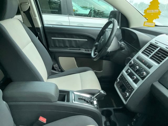 Used 2009 Dodge Journey SXT w/ Flexible Seating Group FWD image 3
