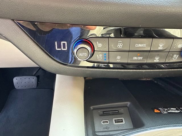 Used 2023 Buick Enclave Avenir w/ Avenir Technology Package FWD image 21