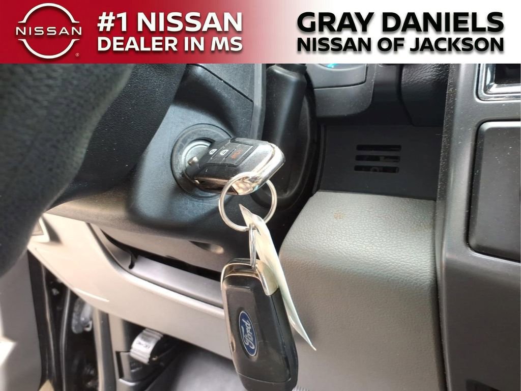 Used 2017 Ford F150 XLT image 15