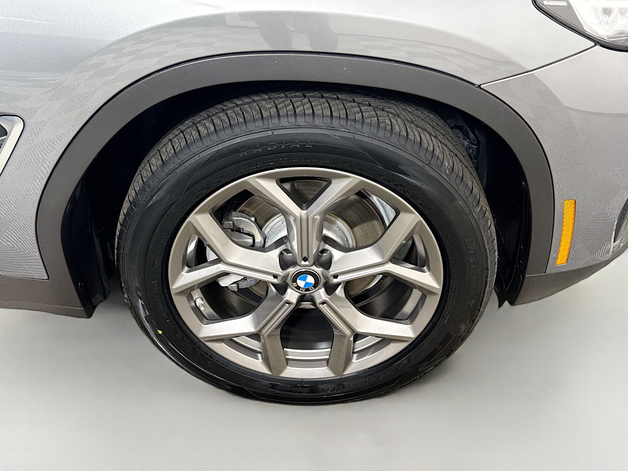 Used 2024 BMW X3 sDrive30i w/ Convenience Package image 32