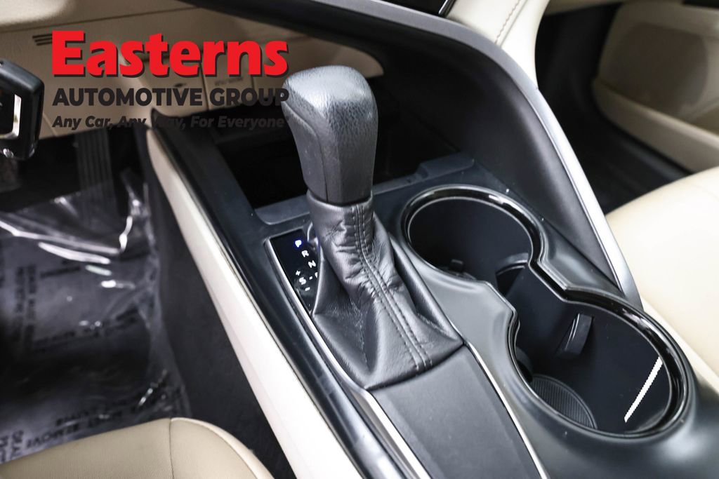 Used 2019 Toyota Camry LE FWD image 13