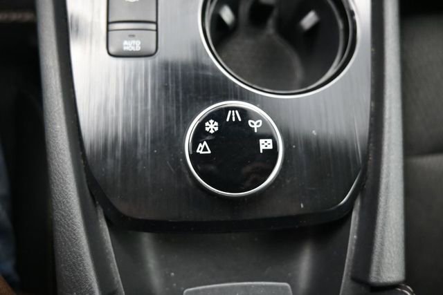 Used 2025 Nissan Rogue SV AWD/4WD image 32