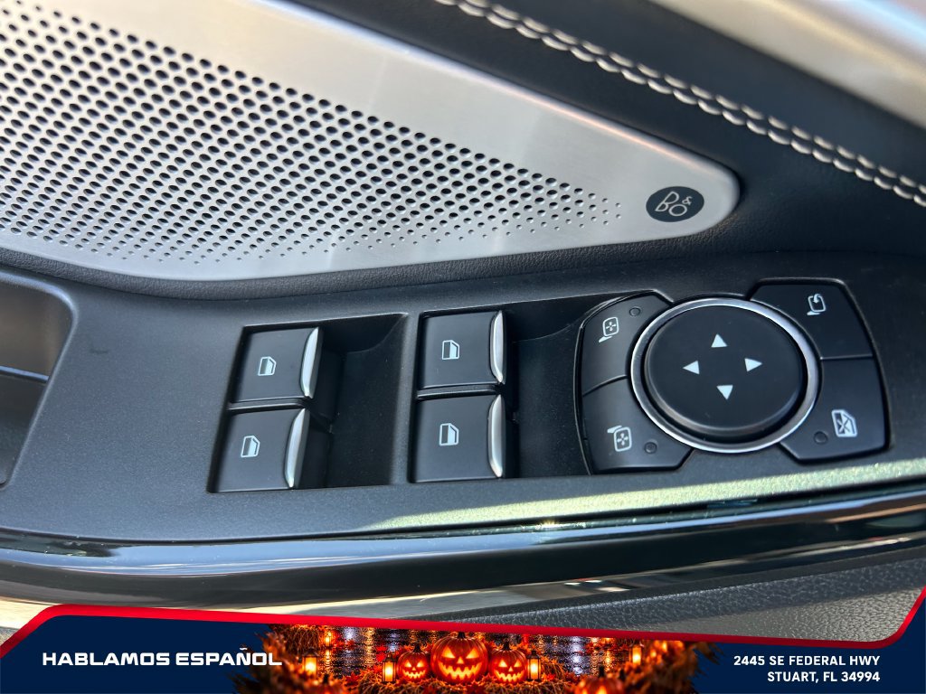 Used 2022 Ford Explorer ST w/ Equipment Group 401A AWD/4WD image 13