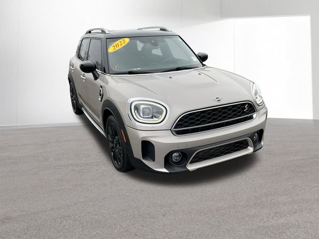 Used 2022 MINI Cooper Countryman S w/ Signature Upholstery Package image 3