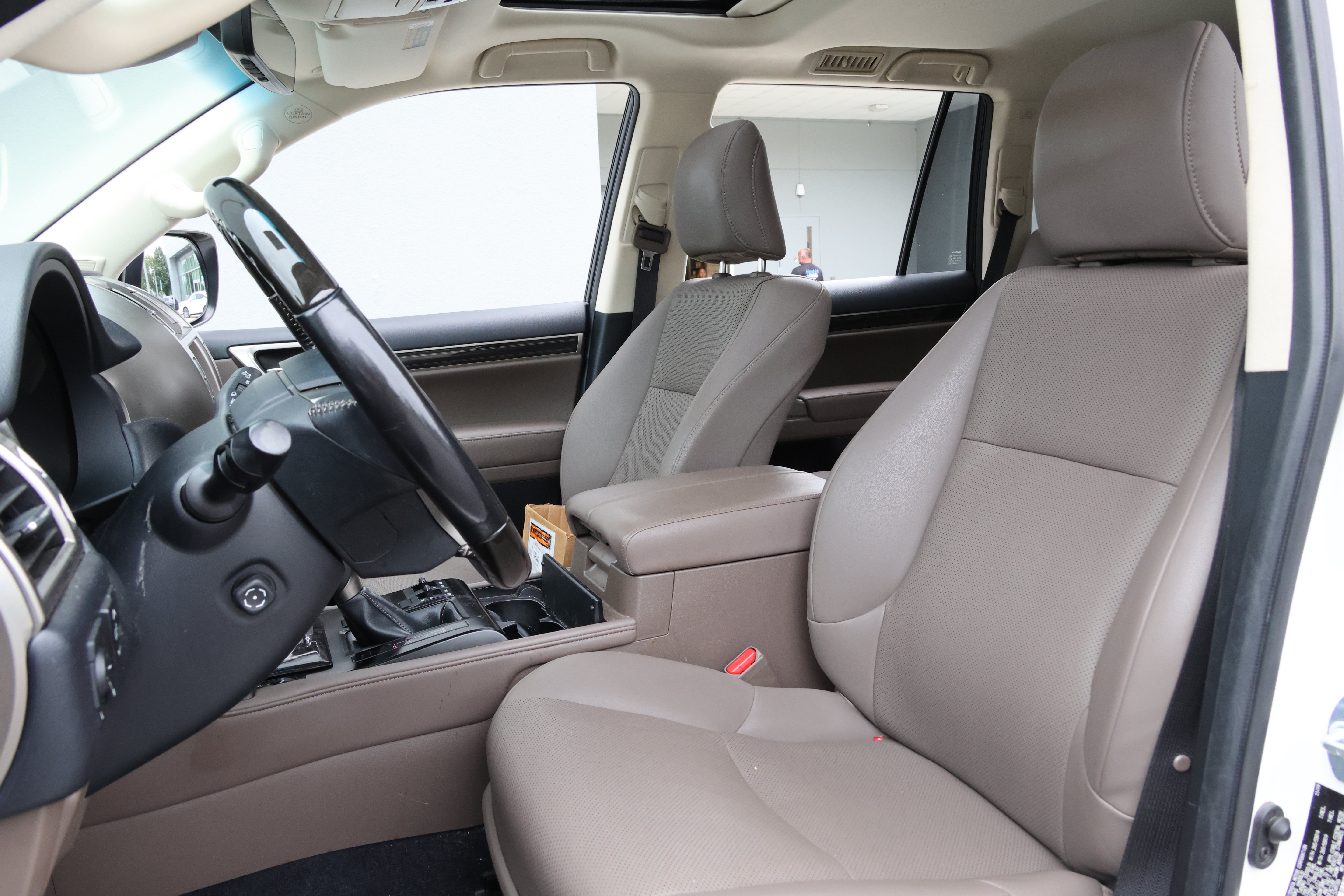 Certified 2020 Lexus GX 460 Premium AWD/4WD image 32