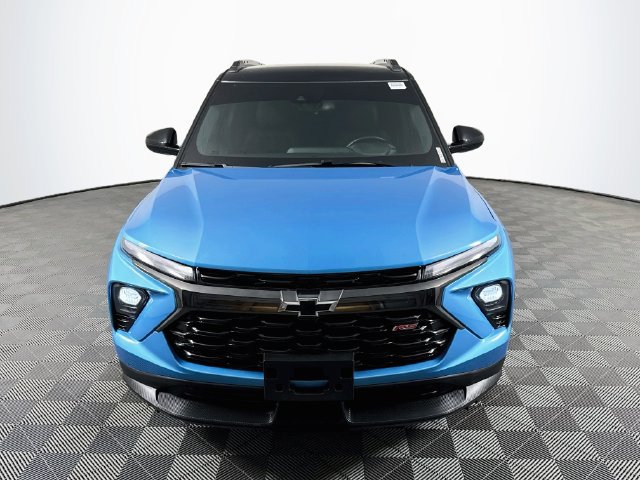 Used 2025 Chevrolet TrailBlazer RS w/ Driver Confidence Package FWD image 2