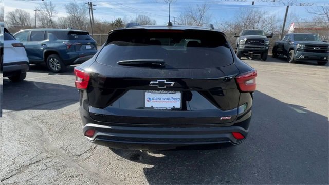 New 2026 Chevrolet Trax RS w/ Sunroof Package image 9