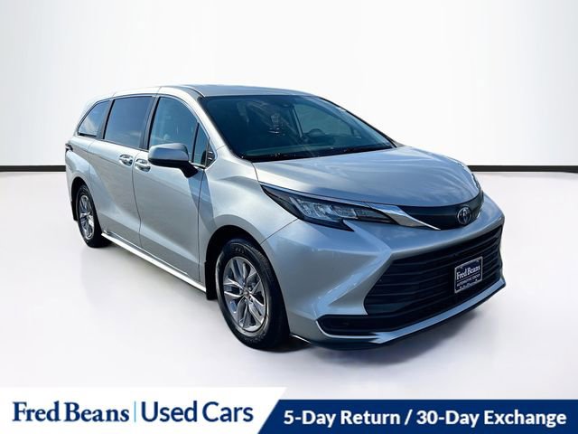Used 2023 Toyota Sienna LE