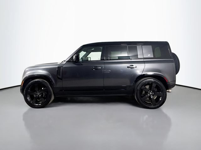 Certified 2024 Land Rover Defender 110 V8 AWD/4WD image 8