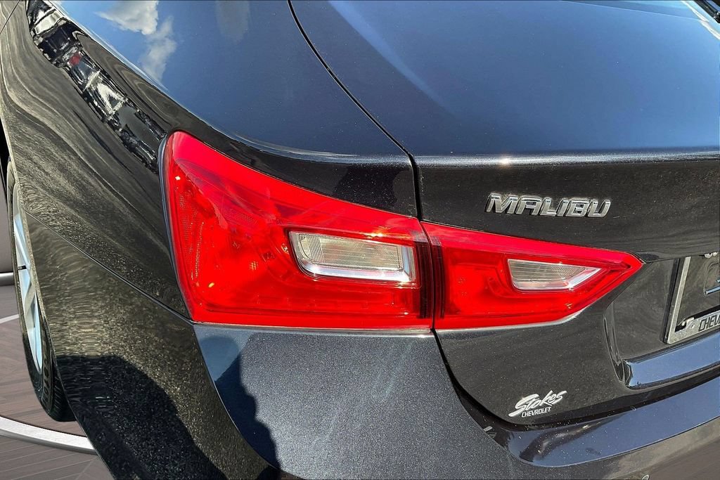 Used 2022 Chevrolet Malibu LS w/ Driver Confidence Package II FWD image 26