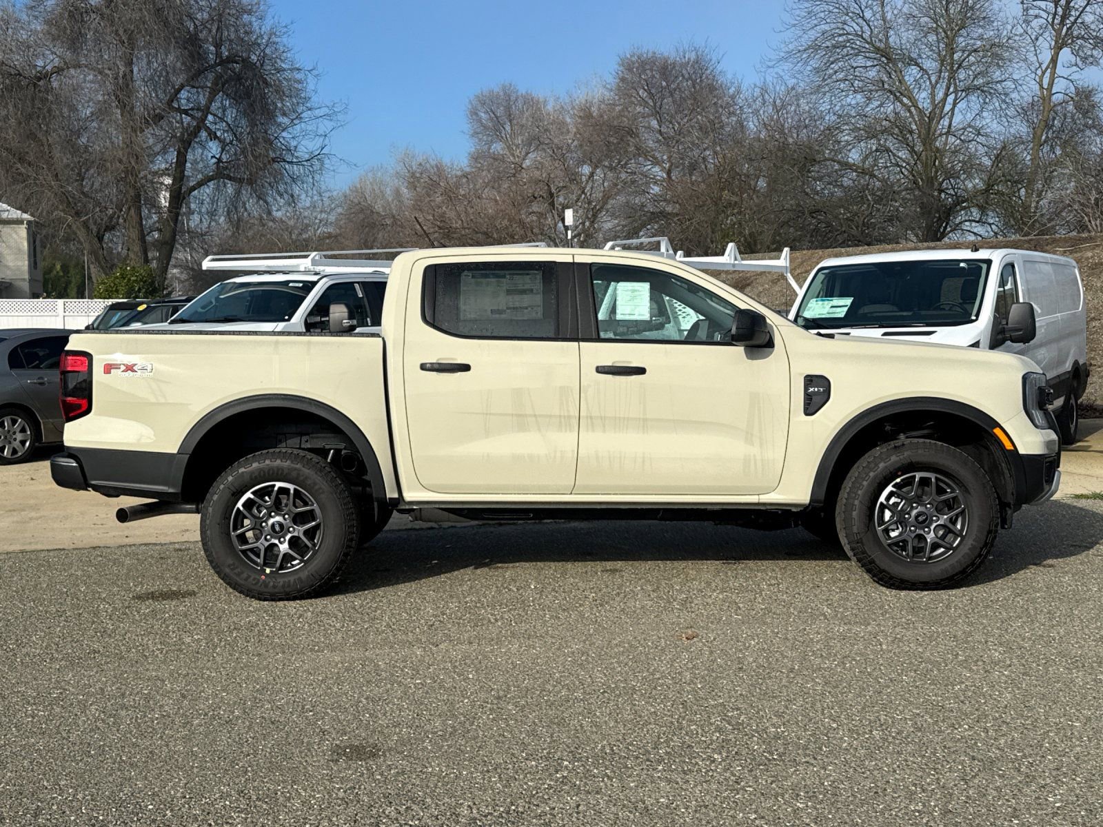 New 2025 Ford Ranger XLT w/ FX4 Off-Road Package image 2